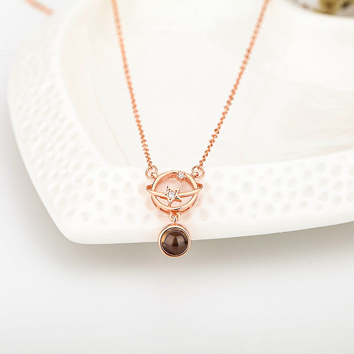 Planet with customizable photos Projection Necklace Pendant Jewelry - MERGE.DAY.1.FREESTYLE