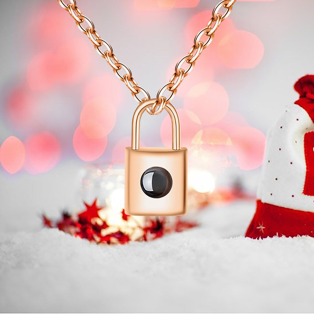 Customized photo key lock Projection Photo Necklace Personality Creative Pendant - MERGE.DAY.1.FREESTYLE