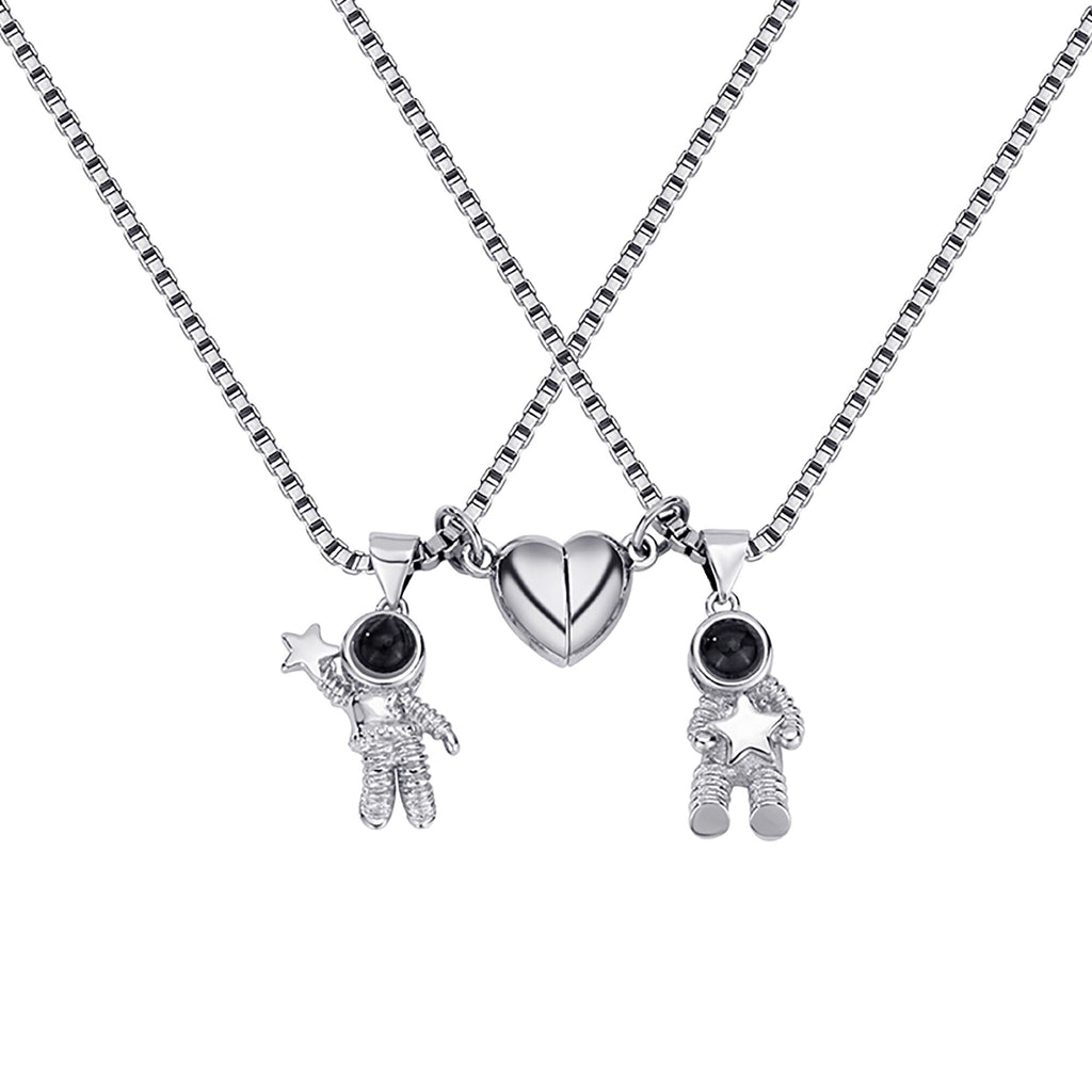Customizable photo Creative Astronaut Pendant Couple Projection Necklace - MERGE.DAY.1.FREESTYLE