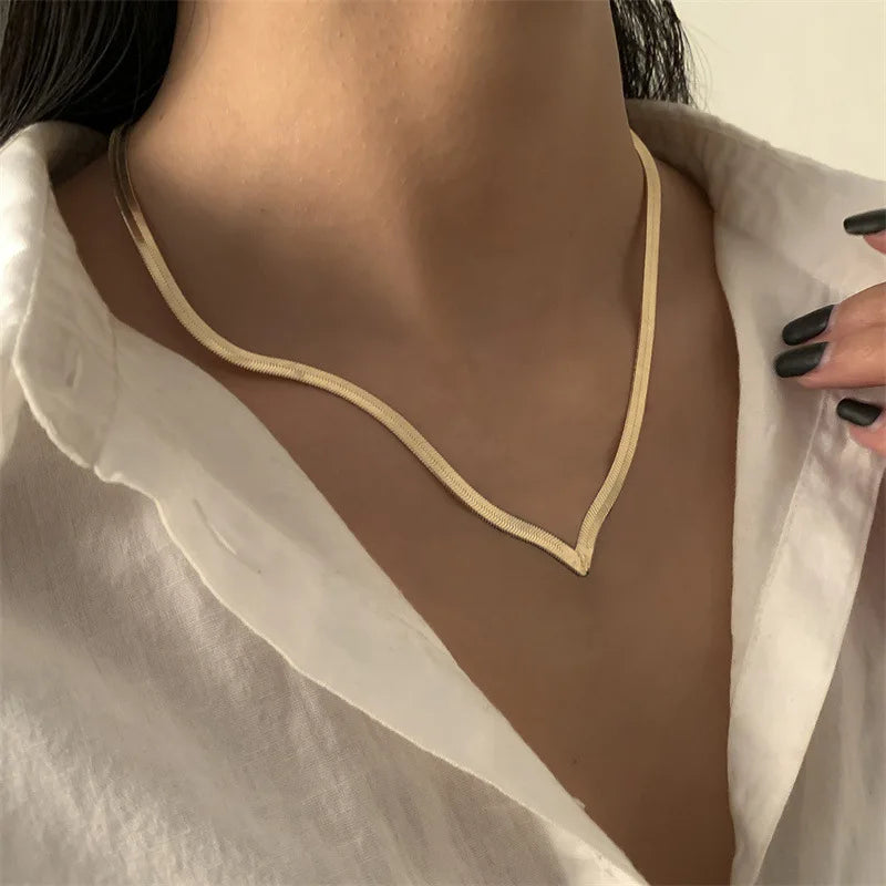 Simple Creative V-shaped Necklace For Women Flat Snake Chain Choker - MERGE.DAY.1.FREESTYLE