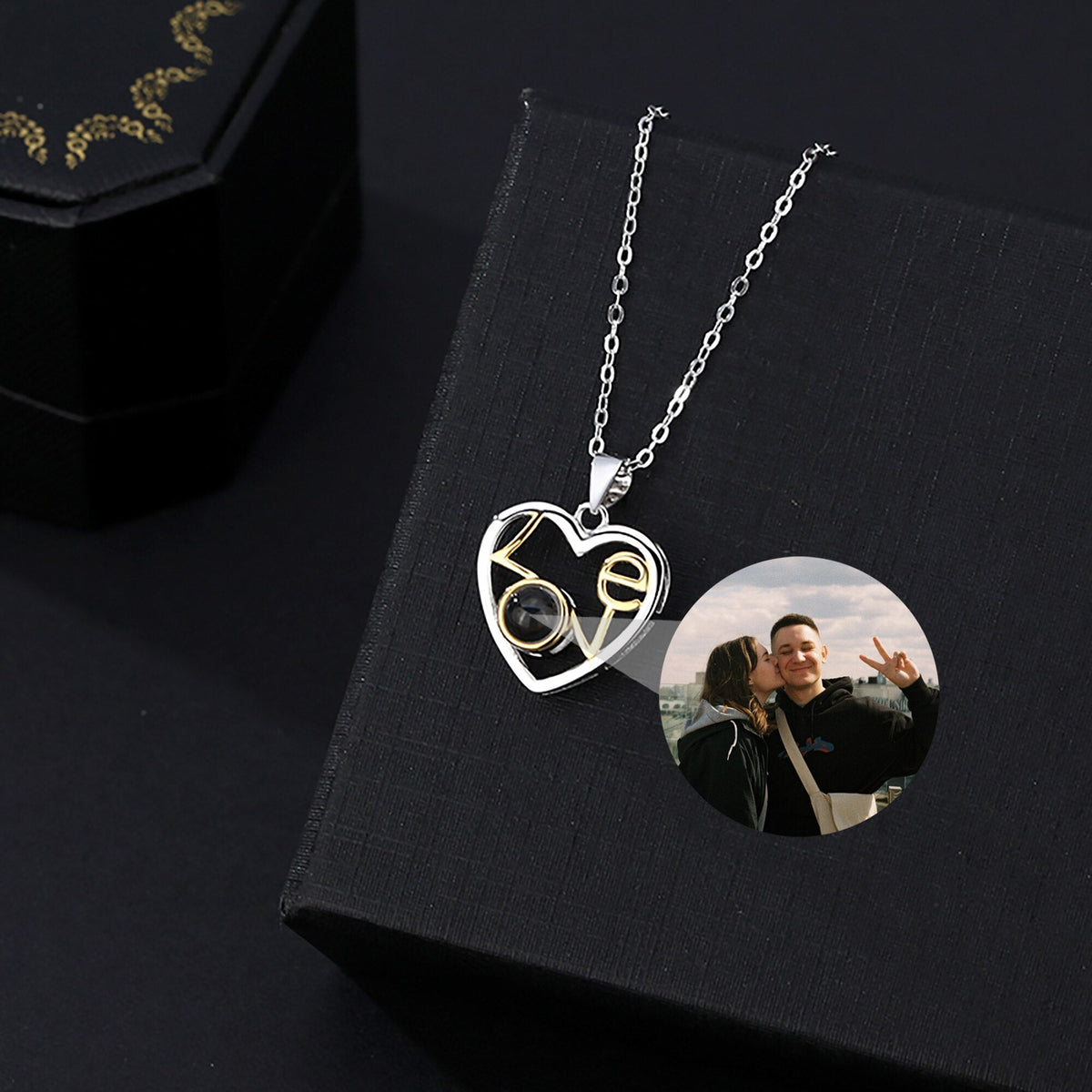 Customizable photo Necklace Round Heart Pendant Romantic Memory Projection Necklaces - MERGE.DAY.1.FREESTYLE