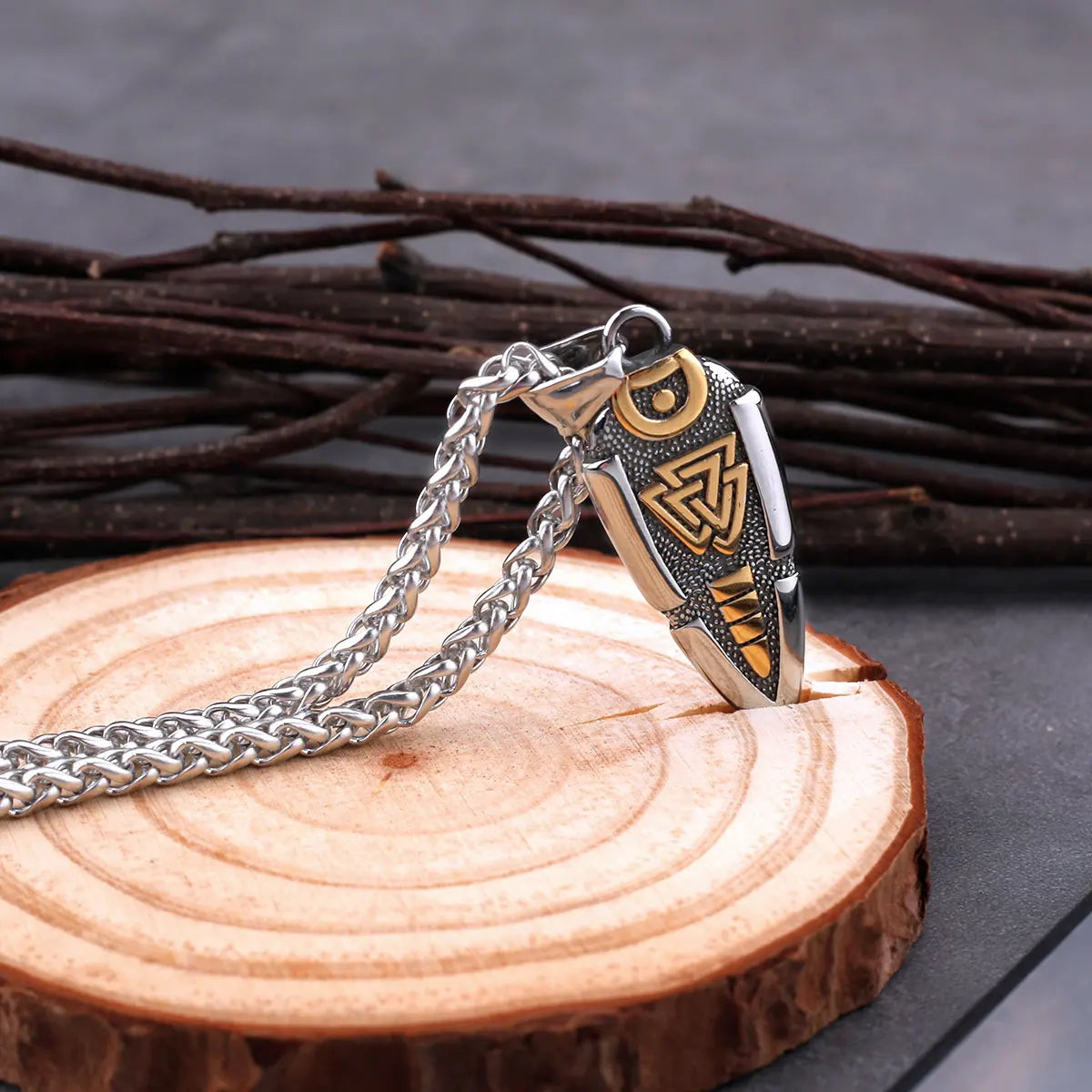 Spear Odin Valknut Gungnir Pendant Necklace - MERGE.DAY.1.FREESTYLE