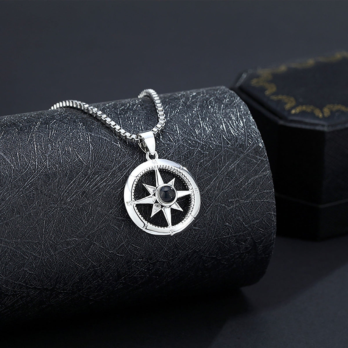 Photo customizable compassProjection Necklace Pendant Jewelry For Lover Girlfriend - MERGE.DAY.1.FREESTYLE