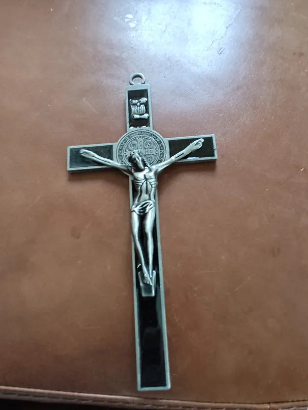 Church Relics Jesus on the Stand Cross Wall Crucifix - MERGE.DAY.1.FREESTYLE