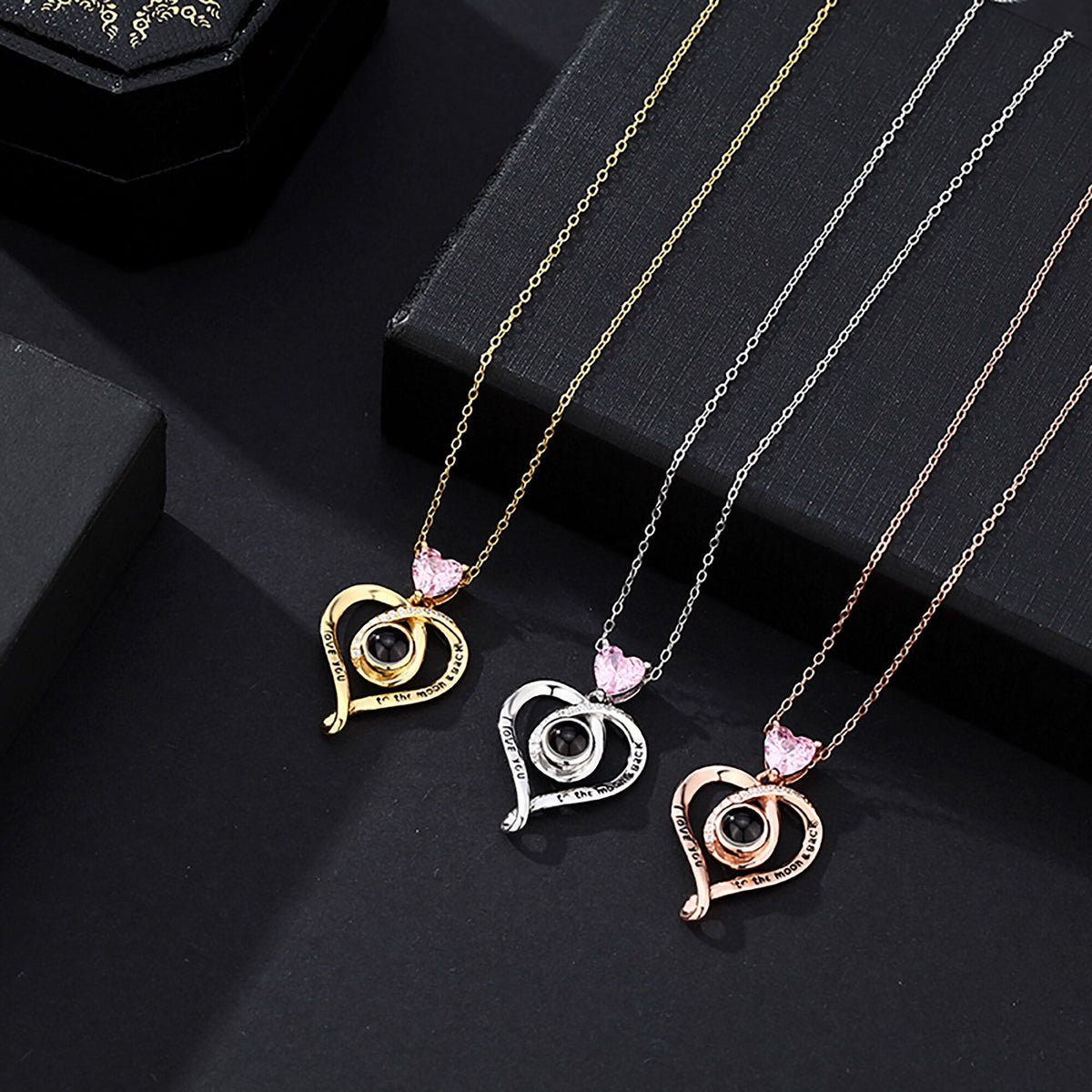Zircon heart-shaped projection necklace with customizable photos Personalized Pendant - MERGE.DAY.1.FREESTYLE