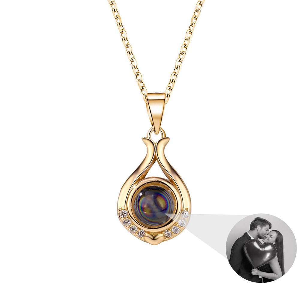 Valentine's Day Gift Photo Custom Simple flower Shaped Projection Necklace - MERGE.DAY.1.FREESTYLE