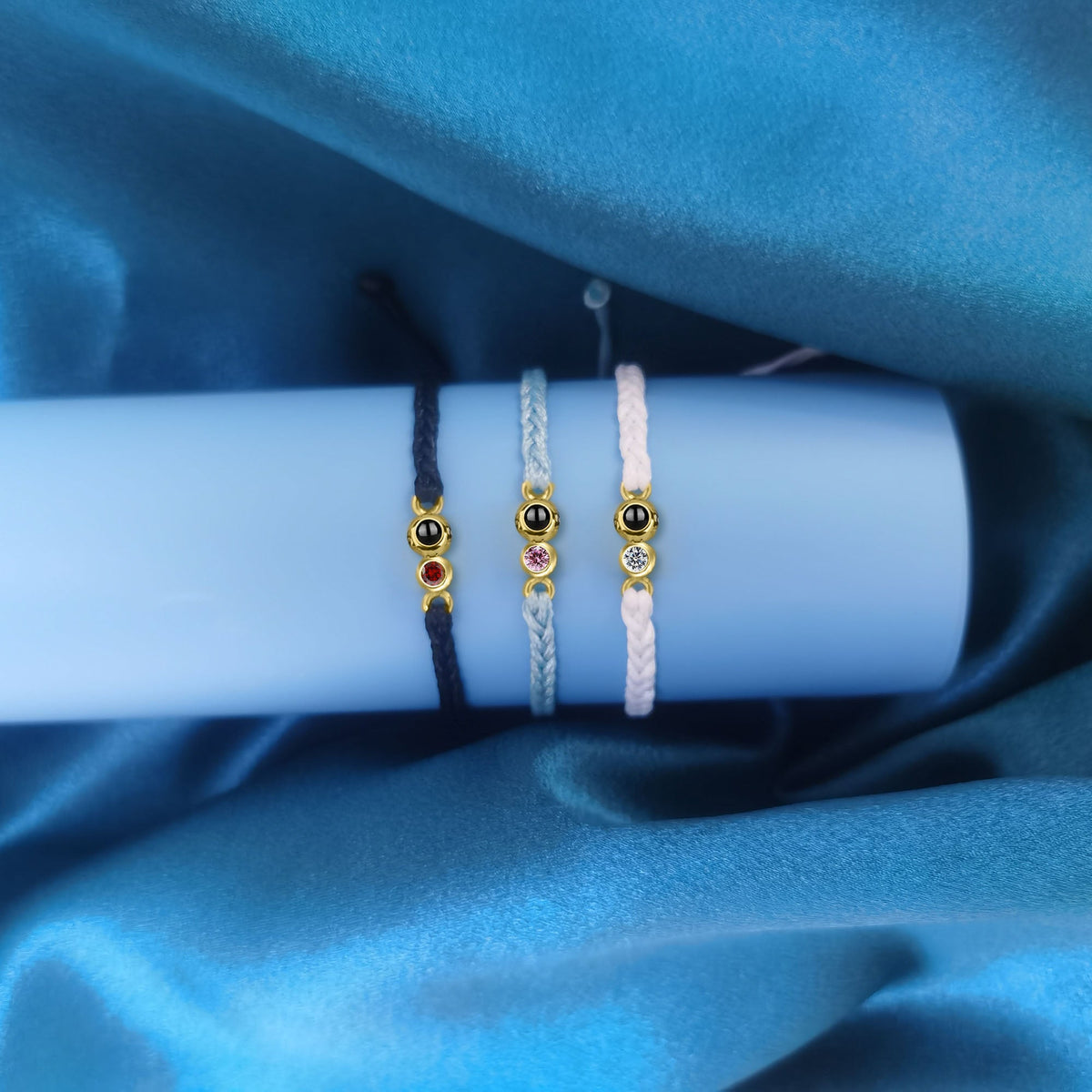 Customized birthstone Personalized Circle Photo Bracelet - MERGE.DAY.1.FREESTYLE