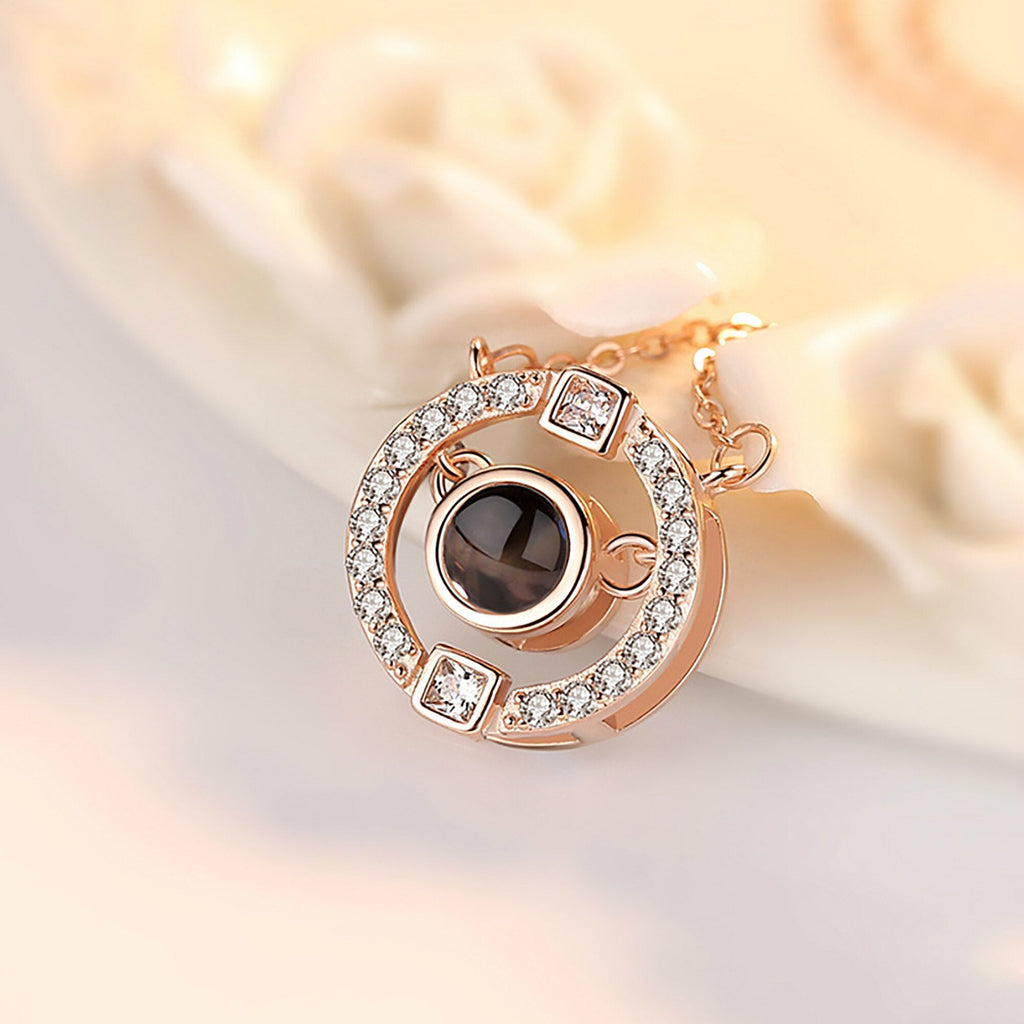 Customizable photo circle Projection Necklace Creative Pendant is a Commemorative Gift - MERGE.DAY.1.FREESTYLE