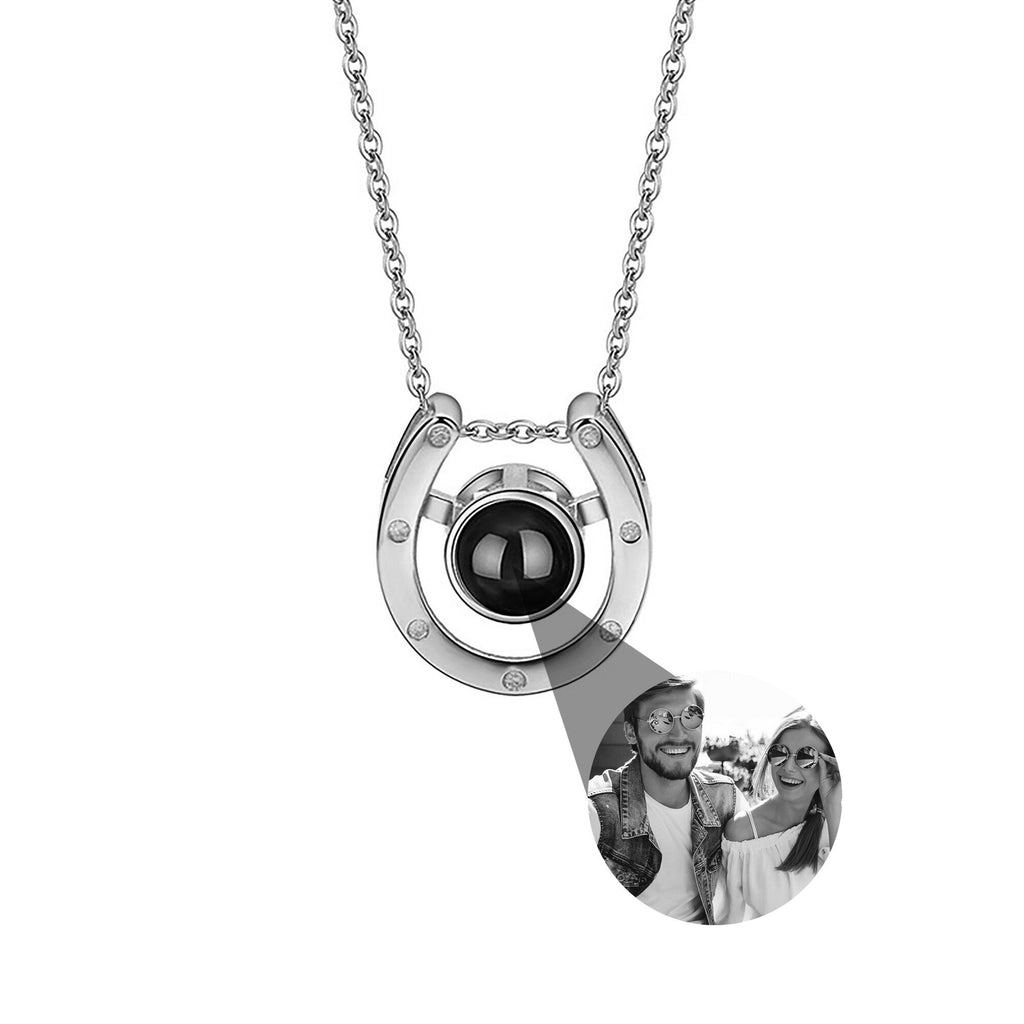 A horseshoe shaped projection necklace with customizable photos Valentine's Day Gift Photo Custom Projection Necklace Simple Hea - MERGE.DAY.1.FREESTYLE