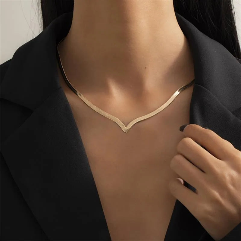 Simple Creative V-shaped Necklace For Women Flat Snake Chain Choker - MERGE.DAY.1.FREESTYLE