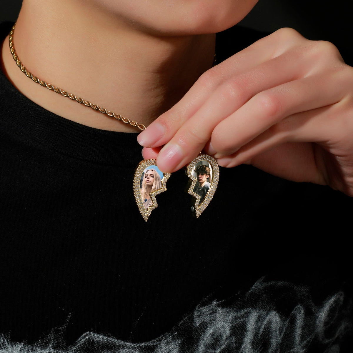 Broken Heart Photo 2 Pictures Pendant - MERGE.DAY.1.FREESTYLE