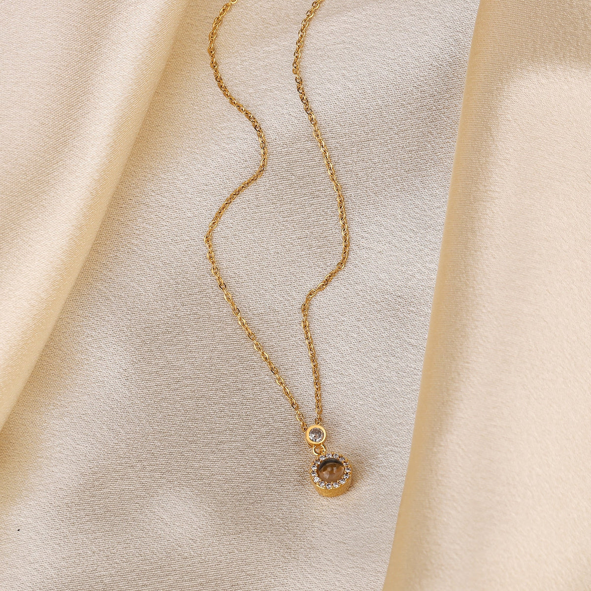 Customizable Photo Projection Necklace Couple Girlfriend Couple Jewelry - MERGE.DAY.1.FREESTYLE