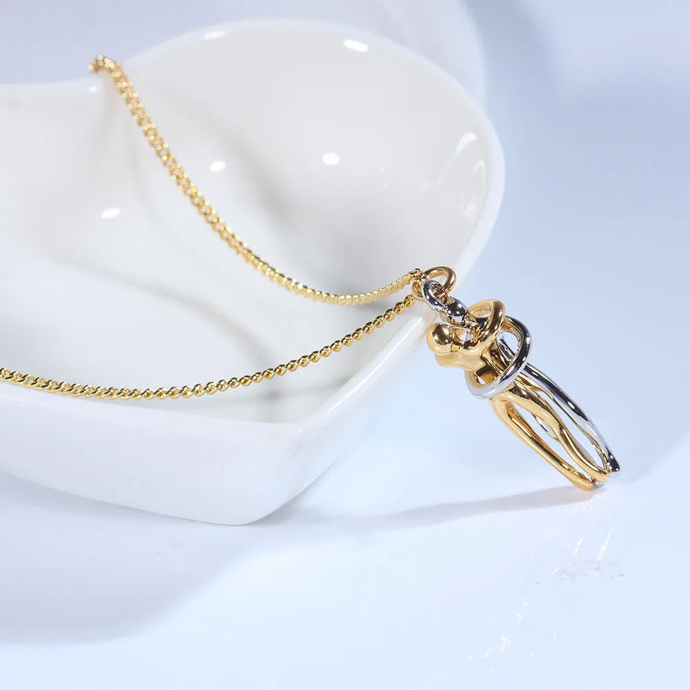 Hug Necklace Enbrace Couple Pendant - MERGE.DAY.1.FREESTYLE