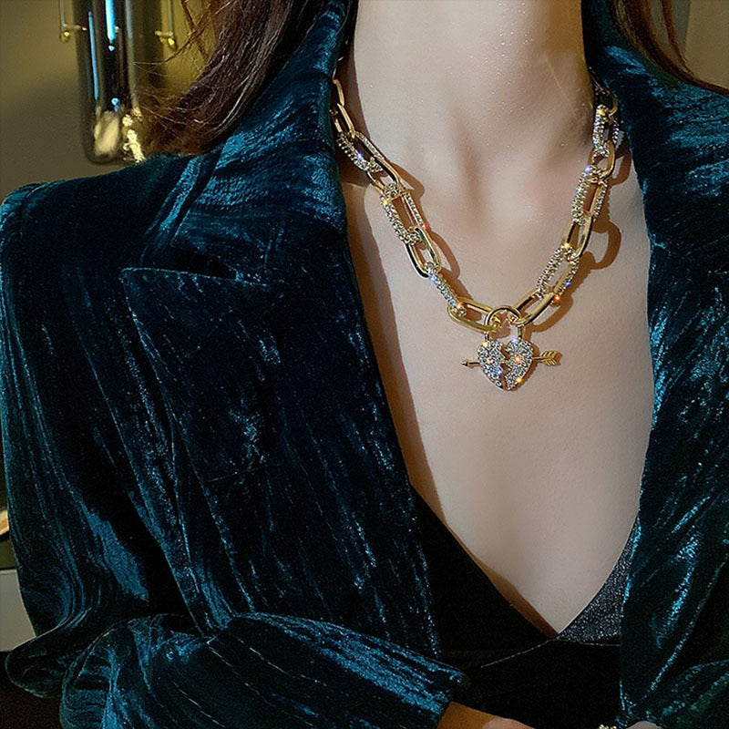 Metal Love Heart Cupid Pendants Female Clavicle Chain Light Luxury Niche Design Necklace - MERGE.DAY.1.FREESTYLE