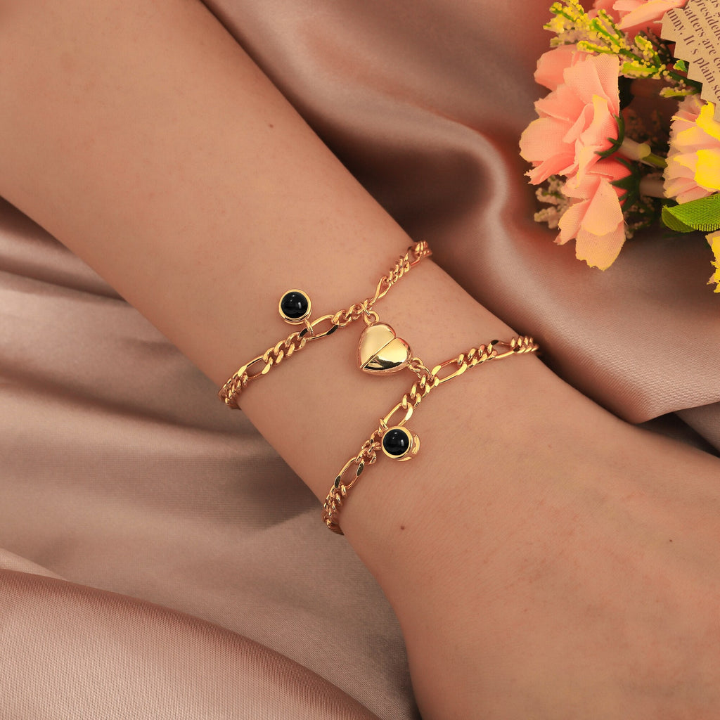 Customizable photo Projection Couple Bracelet Simple Projection Shake Bracelet - MERGE.DAY.1.FREESTYLE