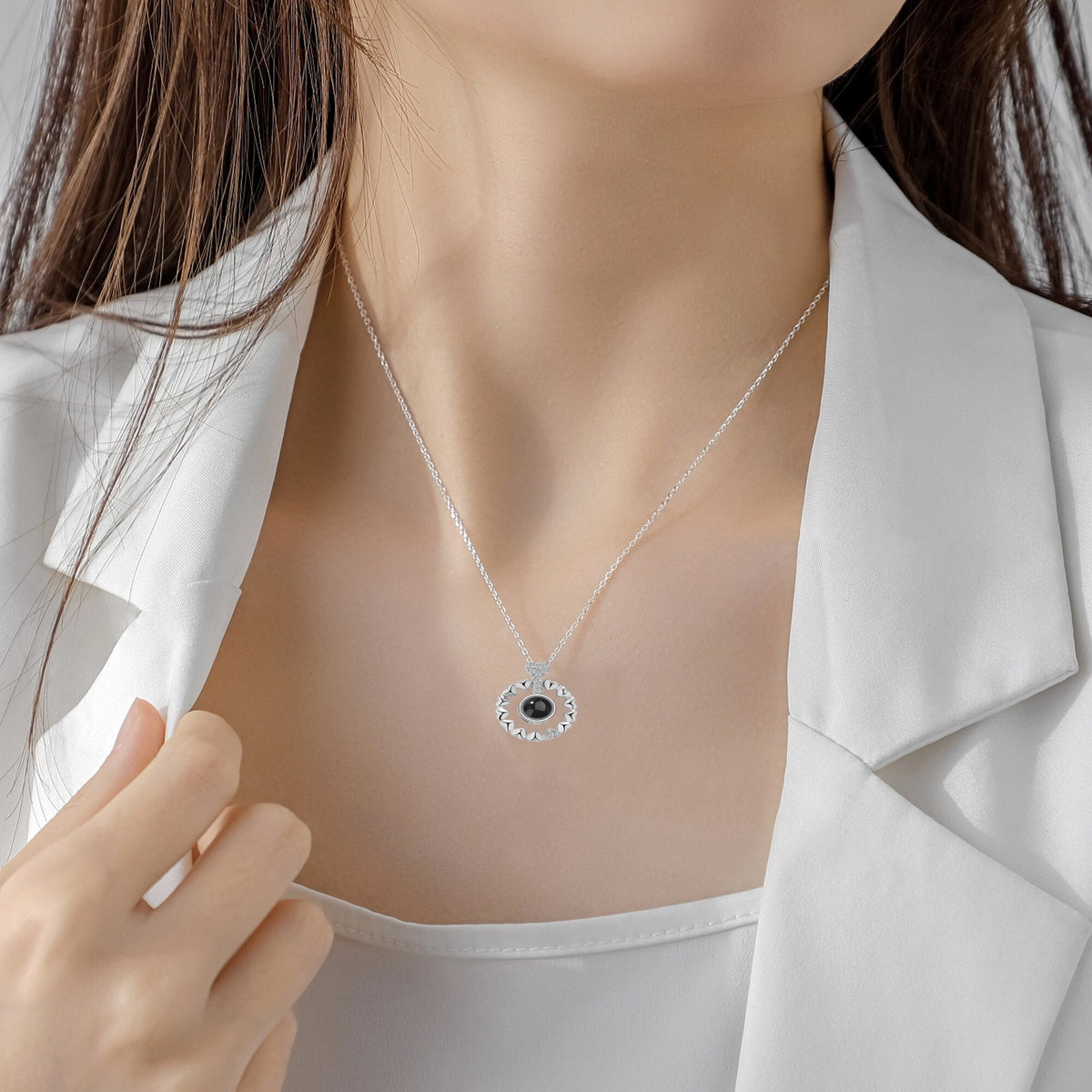 Love projection necklace with customizable photos Necklace Heart Pendant - MERGE.DAY.1.FREESTYLE