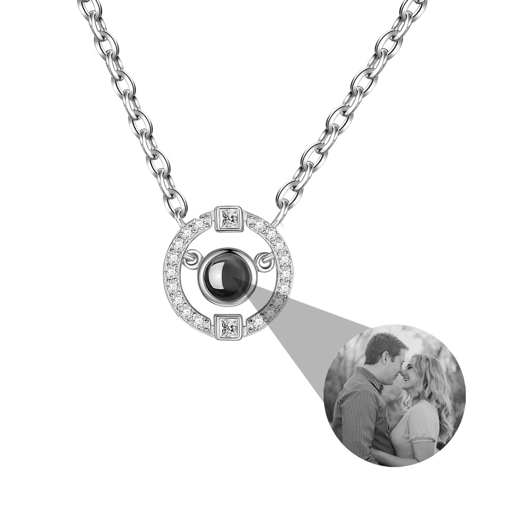 Customizable photo circle Projection Necklace Creative Pendant is a Commemorative Gift - MERGE.DAY.1.FREESTYLE