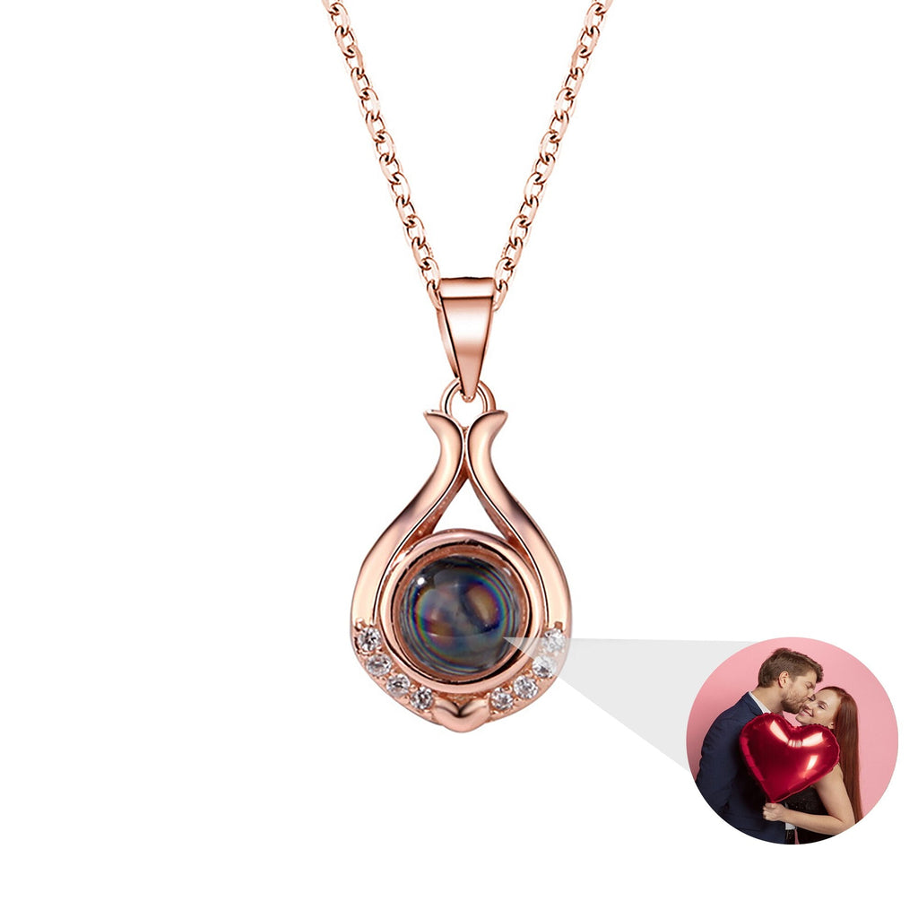 Valentine's Day Gift Photo Custom Simple flower Shaped Projection Necklace - MERGE.DAY.1.FREESTYLE