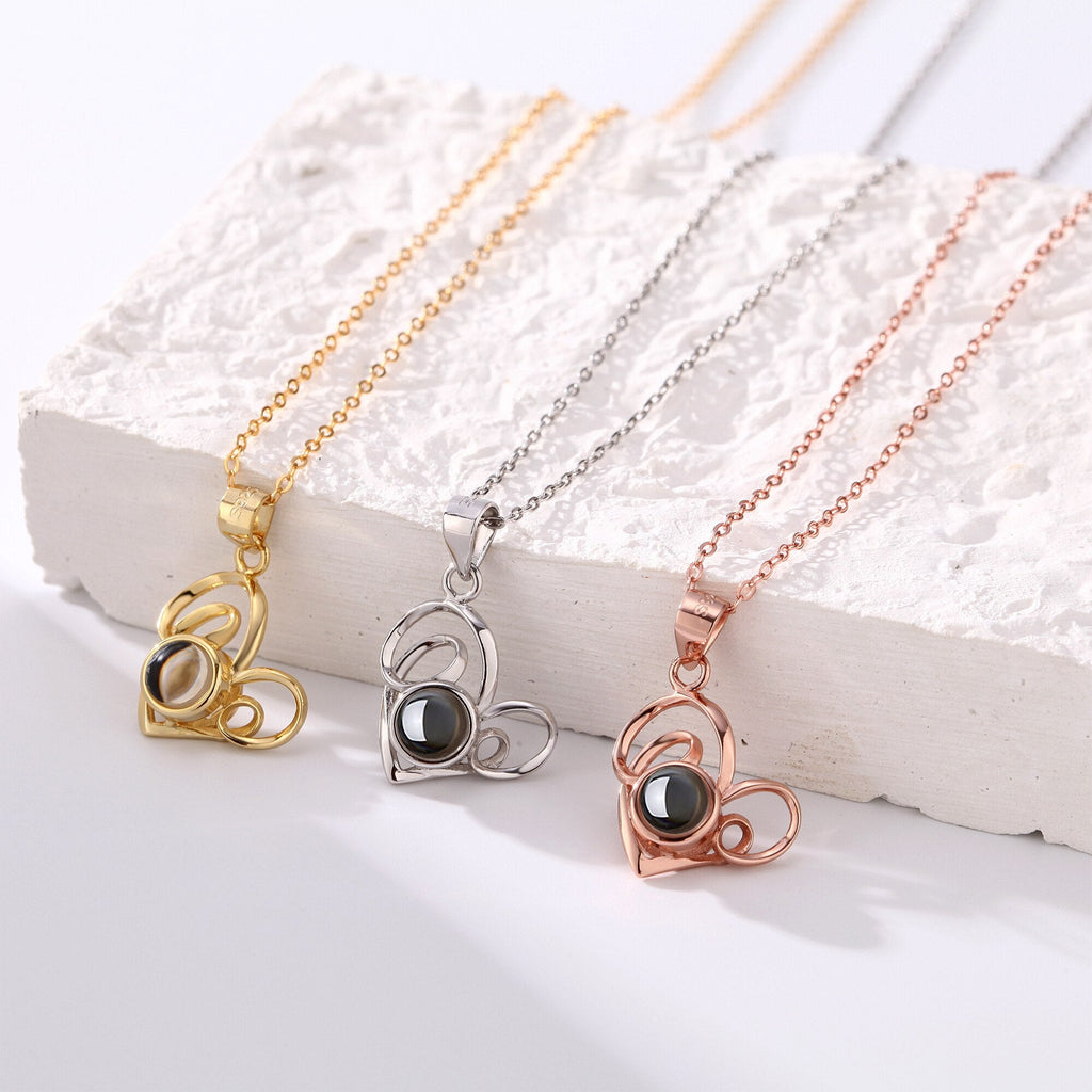 Necklace Round Heart Pendant Romantic Memory Projection Necklaces - MERGE.DAY.1.FREESTYLE