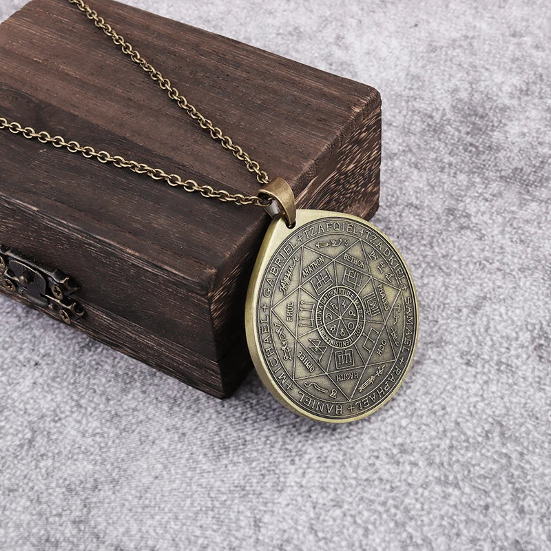 talisman necklace - MERGE.DAY.1.FREESTYLE