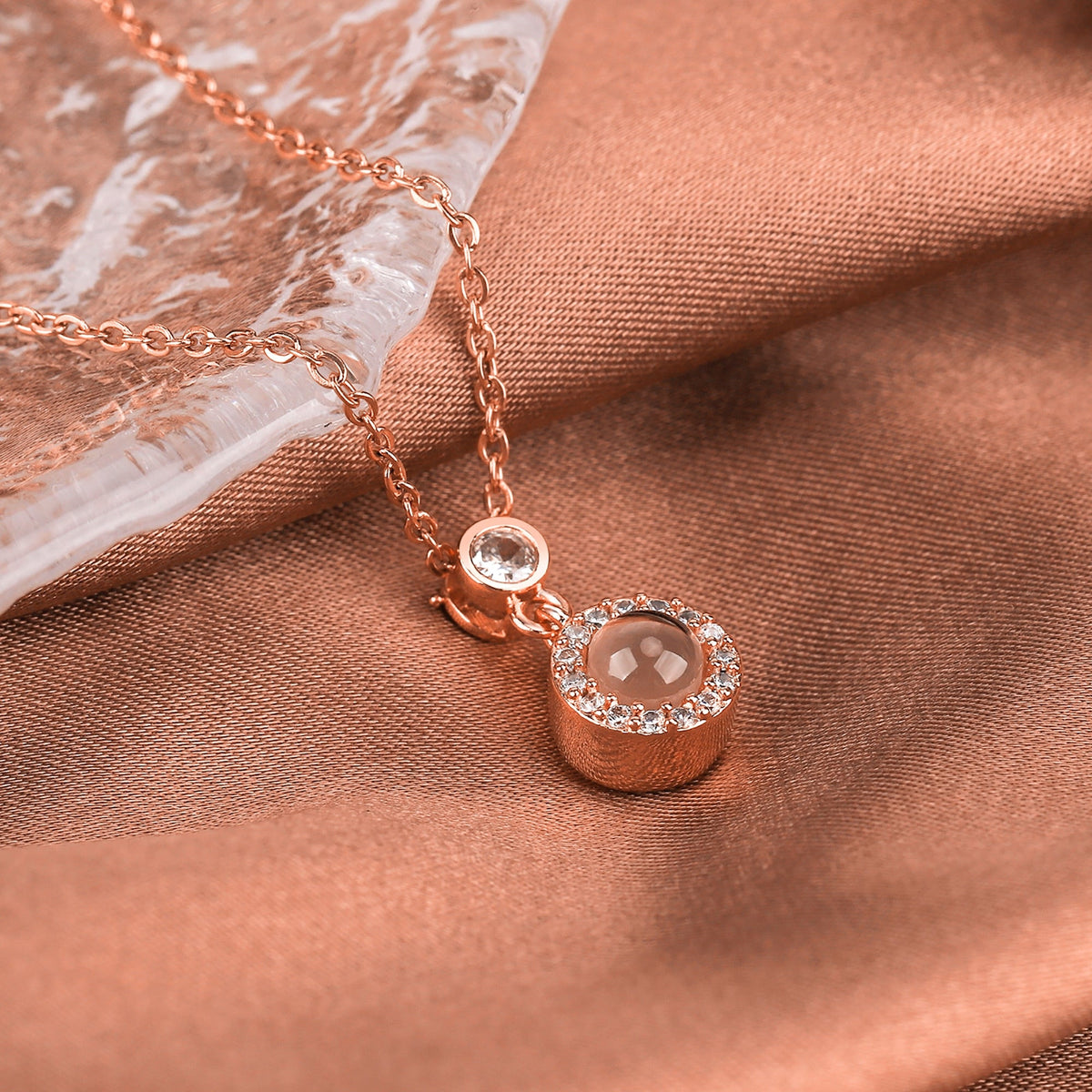 Customizable Photo Projection Necklace Couple Girlfriend Couple Jewelry - MERGE.DAY.1.FREESTYLE