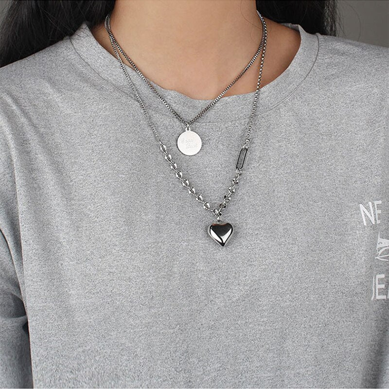 Metal Love Heart Cupid Pendants Female Clavicle Chain Light Luxury Niche Design Necklace - MERGE.DAY.1.FREESTYLE