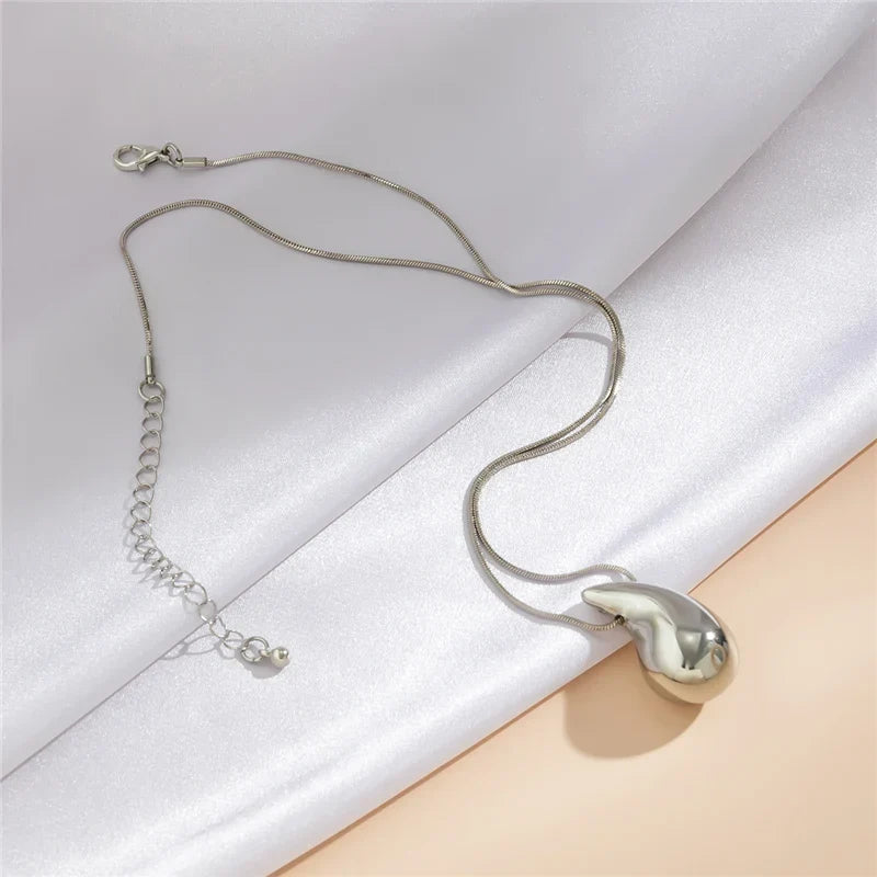Simple Creative V-shaped Necklace For Women Flat Snake Chain Choker - MERGE.DAY.1.FREESTYLE