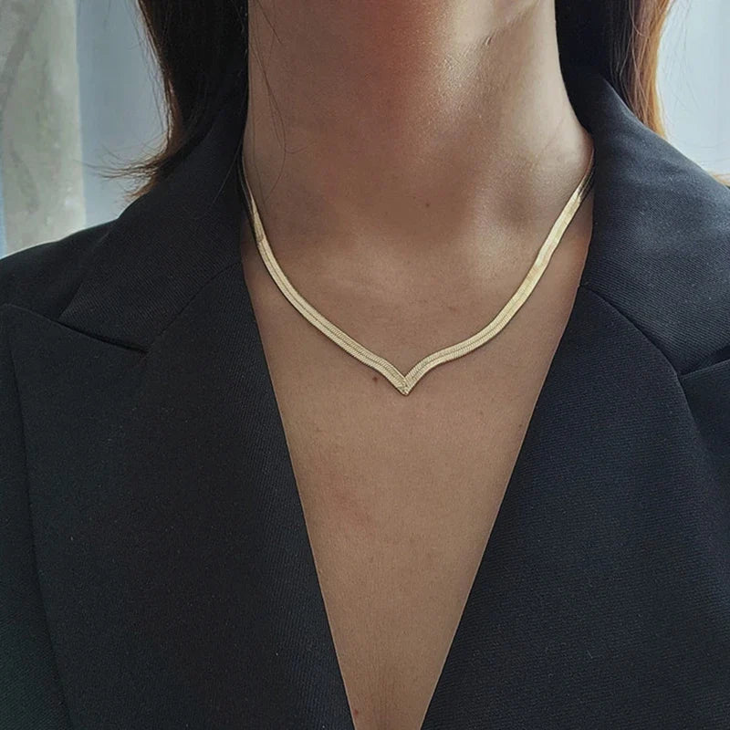 Simple Creative V-shaped Necklace For Women Flat Snake Chain Choker - MERGE.DAY.1.FREESTYLE