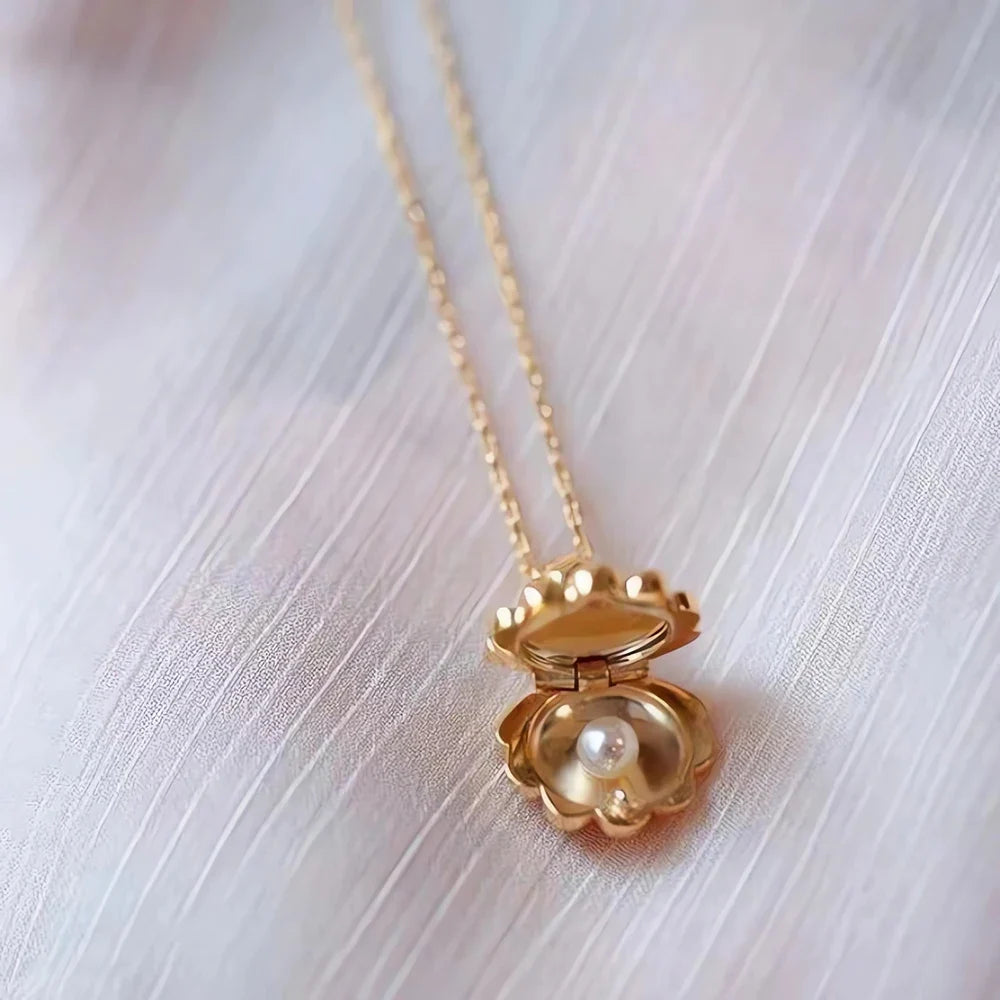 shell pearl pendant necklace - MERGE.DAY.1.FREESTYLE
