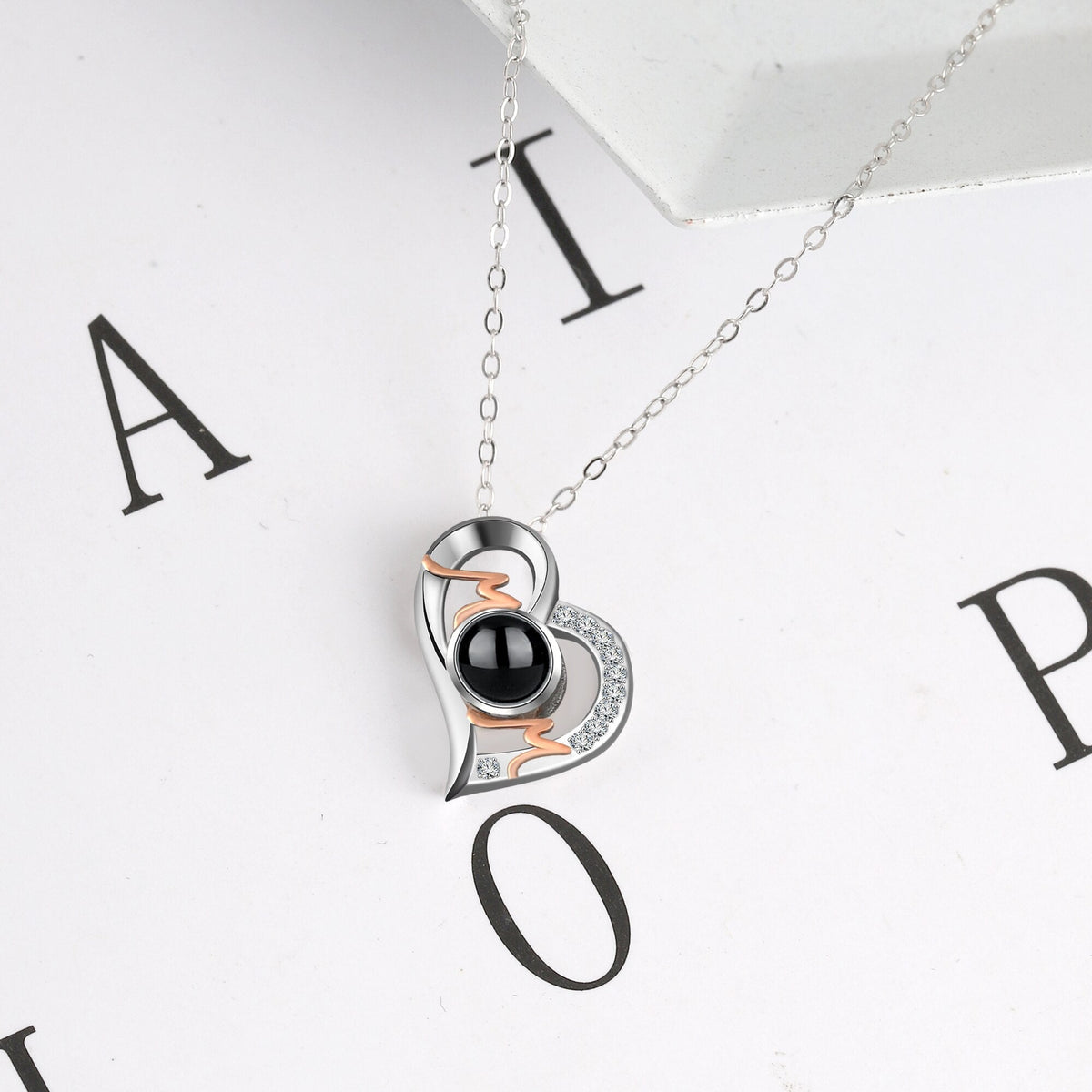 Heart Projection Necklace Personalized Photo MOM Pendant - MERGE.DAY.1.FREESTYLE