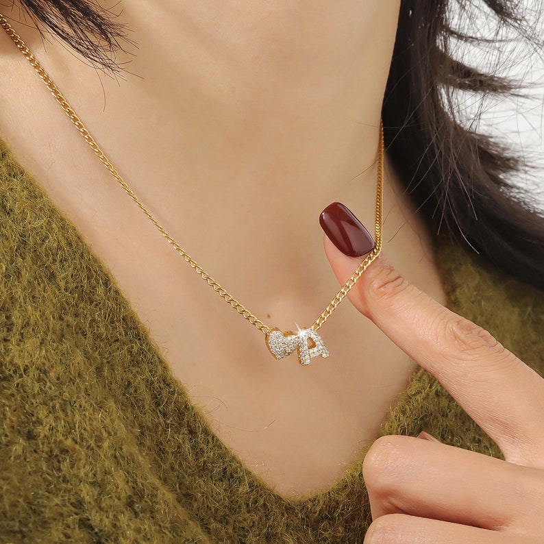 26 letter zircon pendant Personalized Name Necklace - MERGE.DAY.1.FREESTYLE
