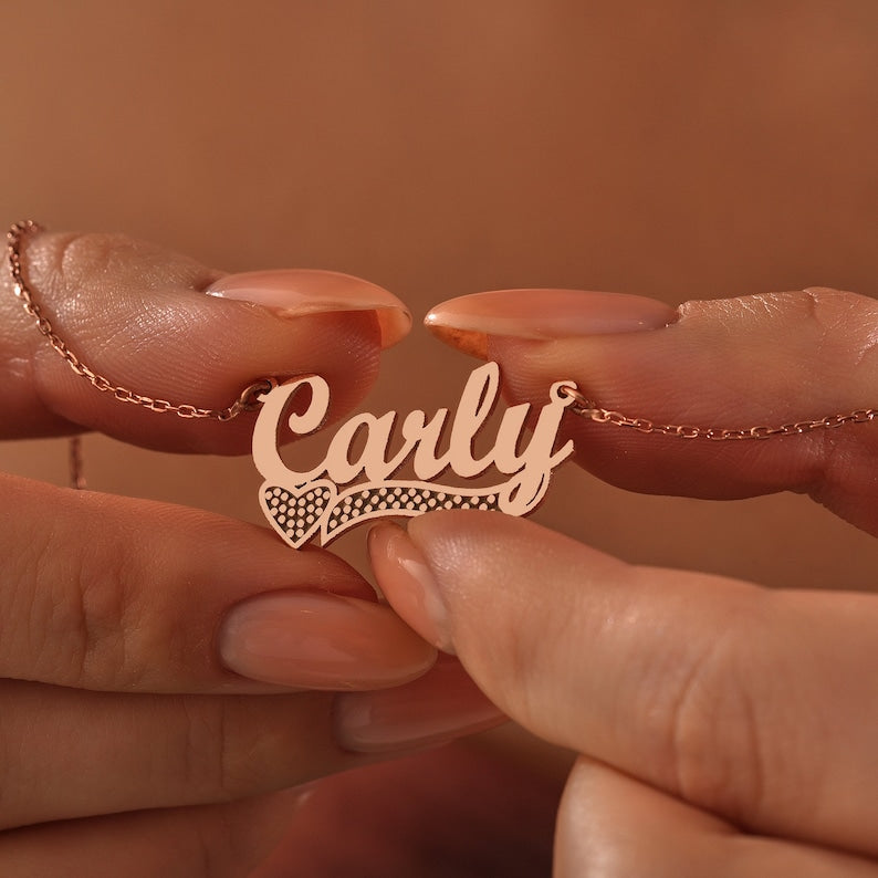 Heart and Name Necklace Personalised Engraaved pendant - MERGE.DAY.1.FREESTYLE