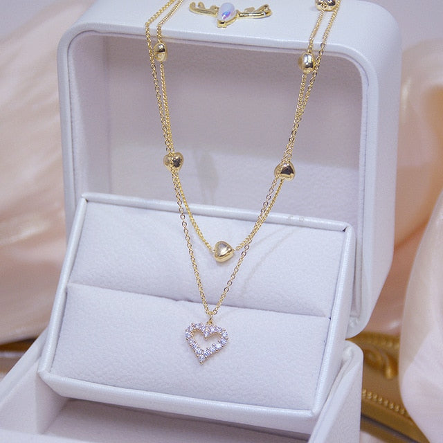 white gold heart necklace - MERGE.DAY.1.FREESTYLE
