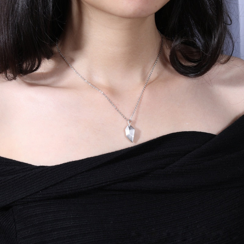 2pcs matching necklaces for couples Magnetic Lovers Heart necklaces Suction Wishing Stone - MERGE.DAY.1.FREESTYLE