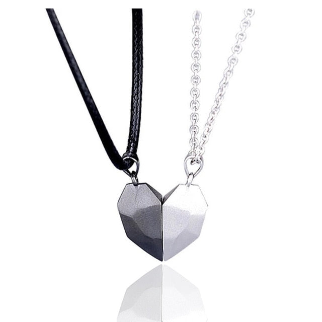 2pcs matching necklaces for couples Magnetic Lovers Heart necklaces Suction Wishing Stone - MERGE.DAY.1.FREESTYLE
