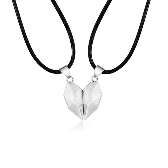 2pcs matching necklaces for couples Magnetic Lovers Heart necklaces Suction Wishing Stone - MERGE.DAY.1.FREESTYLE