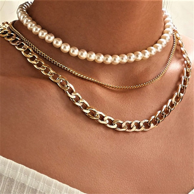 29 stylish Gold necklace on neck Gold chain Women's jewelry layered accesories - MERGE.DAY.1.FREESTYLE