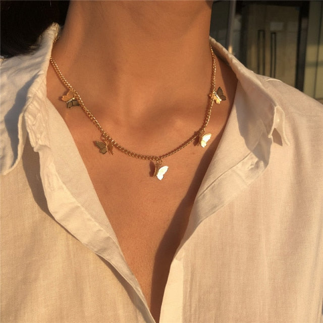 29 stylish Gold necklace on neck Gold chain Women's jewelry layered accesories - MERGE.DAY.1.FREESTYLE