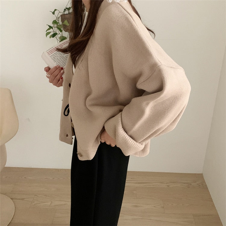 Nuevos cárdigans de mujer para invierno y primavera 2021 con cuello en V y botones