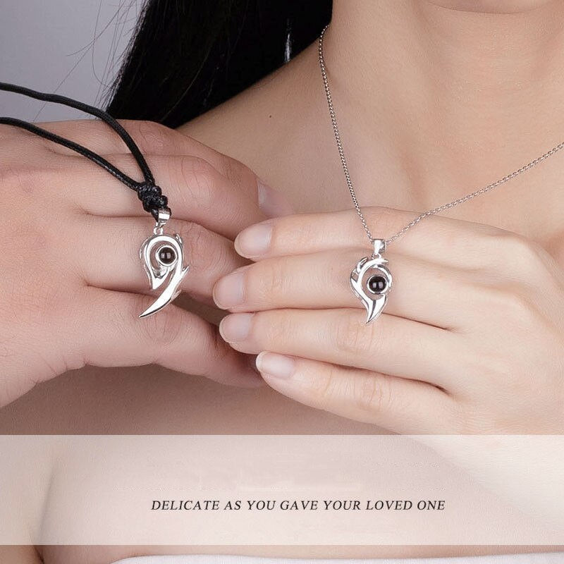 matching couples necklaces for Projection Photo Heart Magnetic Necklace - MERGE.DAY.1.FREESTYLE