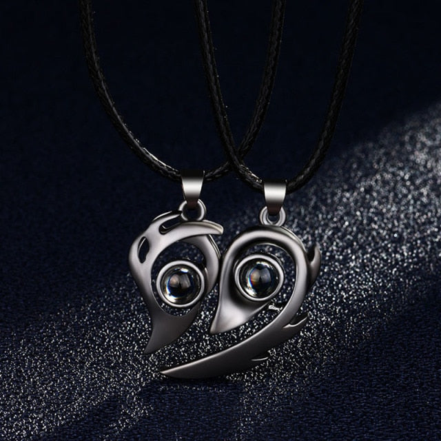 matching couples necklaces for Projection Photo Heart Magnetic Necklace - MERGE.DAY.1.FREESTYLE