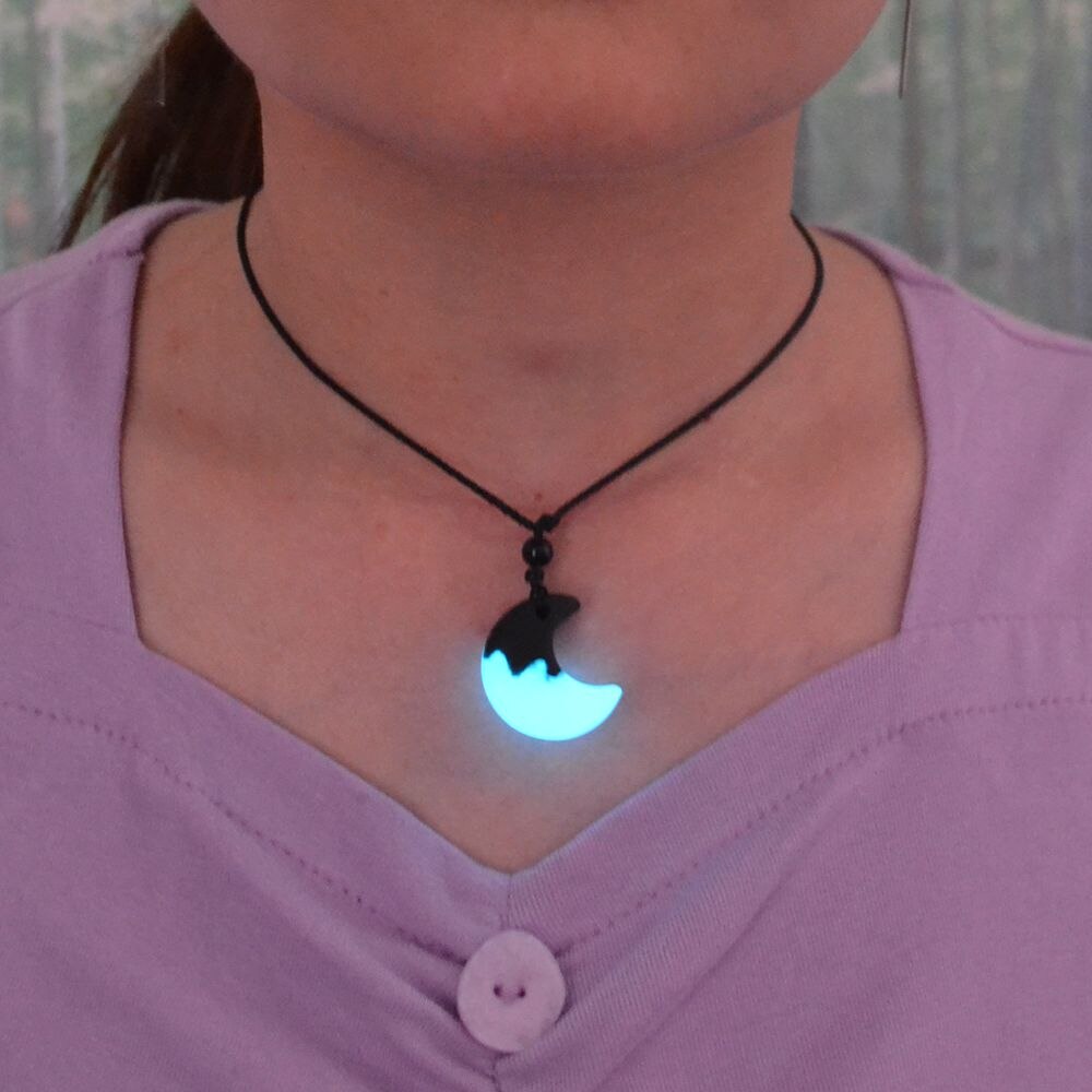 Luminous features necklace, popular jewelry, women and men adapt - MERGE.DAY.1.FREESTYLE