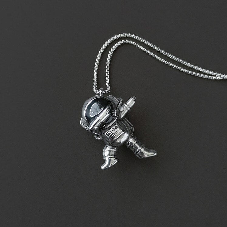 fashion hip hop astronaut necklace men and women jewelry - MERGE.DAY.1.FREESTYLE