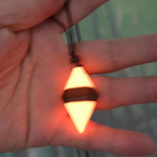 Luminous necklace, women's and men's fashion jewelry - MERGE.DAY.1.FREESTYLE