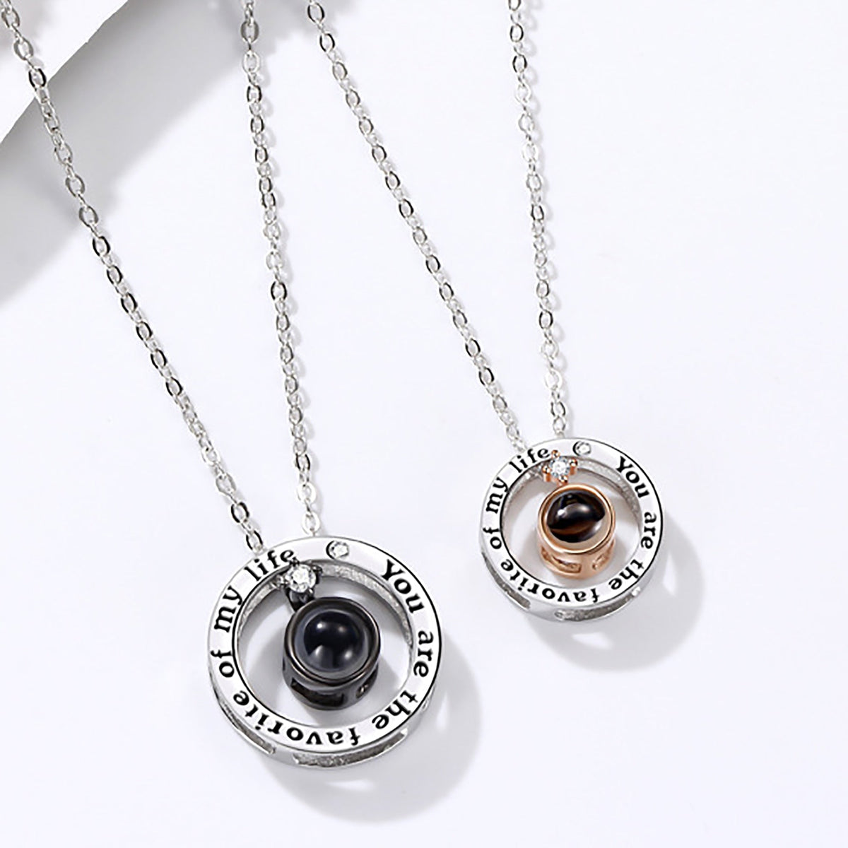 Personalized Letter Decoration Round Pendant Custom Color Photo Couple Projection Necklace - MERGE.DAY.1.FREESTYLE