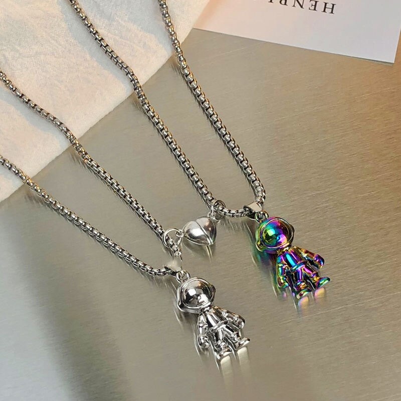 2pc/set Magnet Attracts Couple Necklace Spaceman Charm Jewelry Lover Distance Gift - MERGE.DAY.1.FREESTYLE